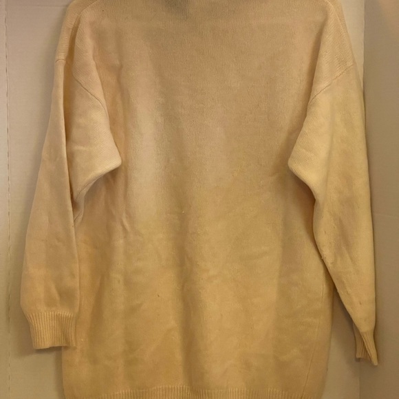 Paul et Duffier Cream Turtleneck Sweater size L - Picture 7 of 8